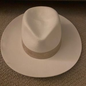 Cream hat with gold satin detail